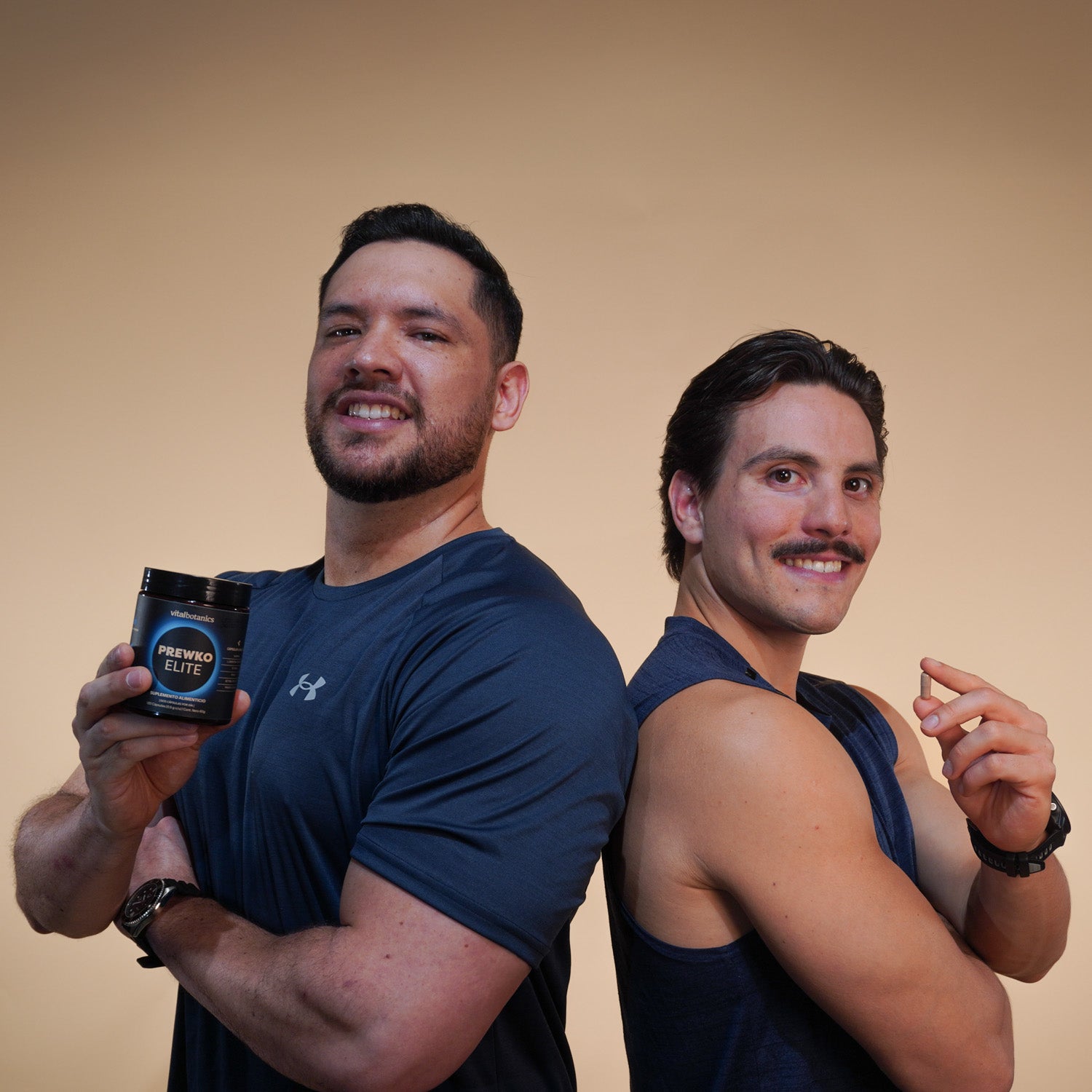 Duo Preworkout Elite Vitalbotanics – dos frascos de suplemento deportivo natural