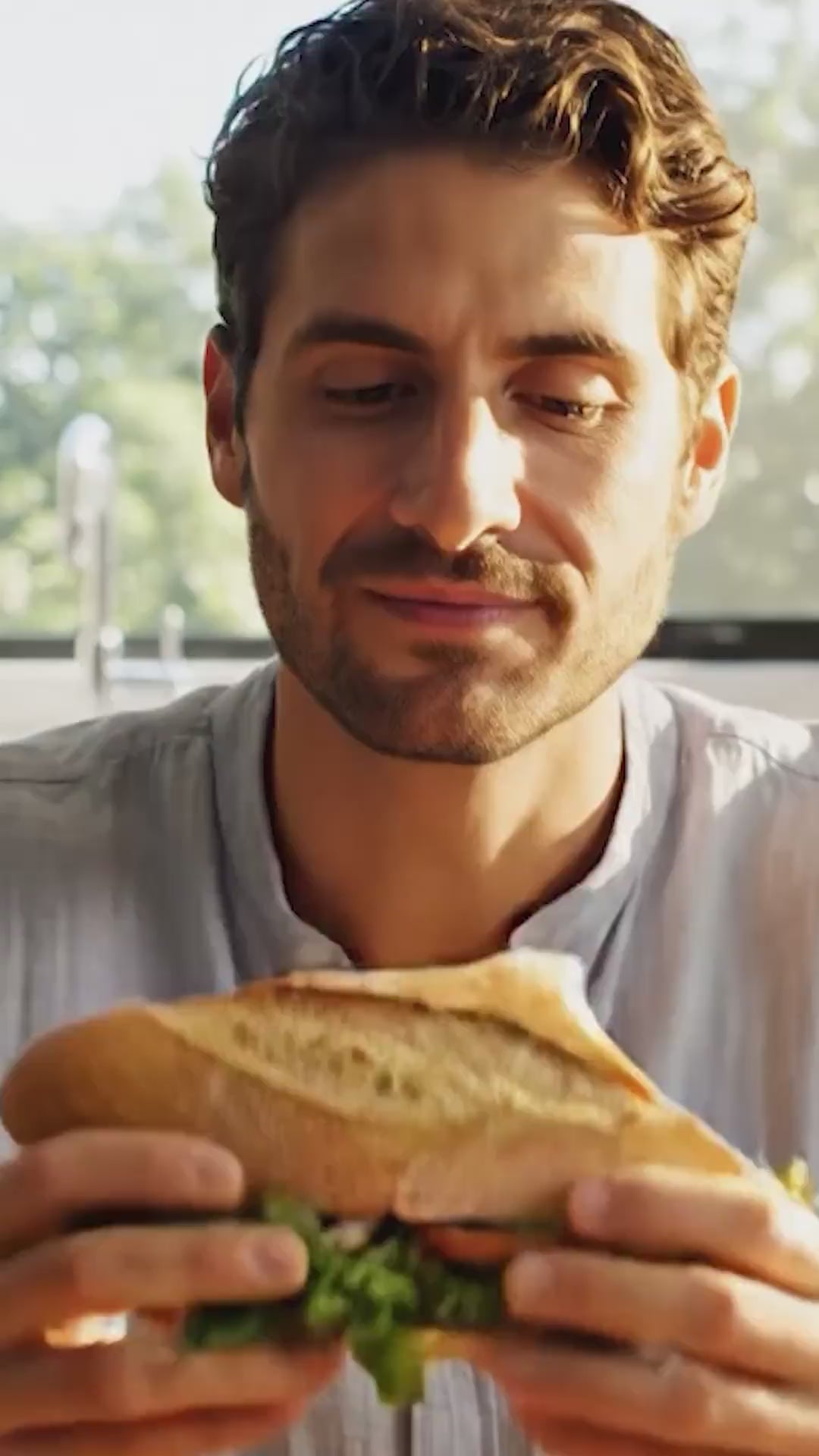 Cargar video: 